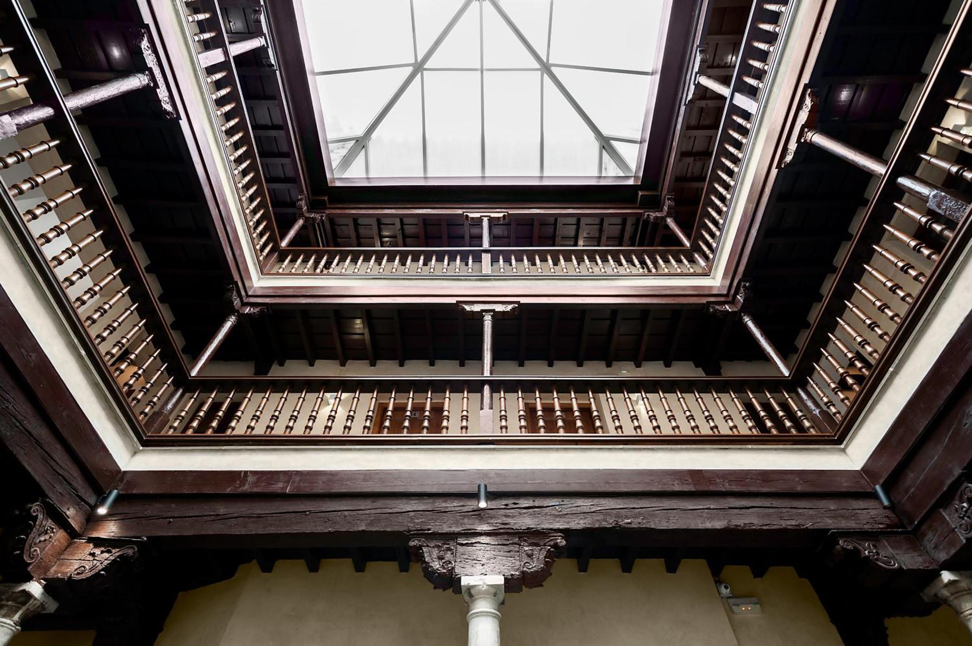 Hotel Mercader De Sedas